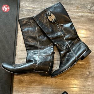 True Religion Shiny Black Leather Ankle Boots